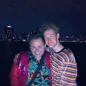 Meet your Posher, Gavin